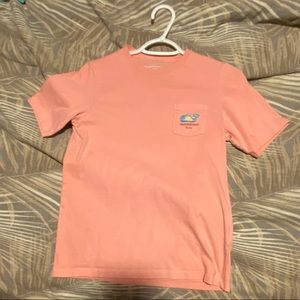 vineyard vines tee shirt